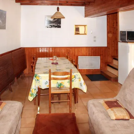 Maison Charmante A Avec Vue Montagne Сasa de vacaciones *